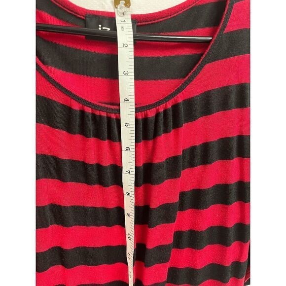 IZ Byer Women’s Short Sleeve Striped Lace Back Blouse Black Red Size Medium - Picture 8 of 8